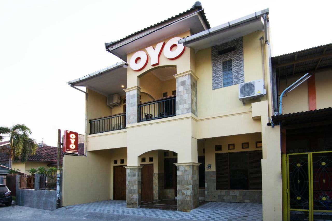 Oyo 931 Dara Dewi Homestay Джокякарта Екстериор снимка